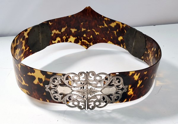 Lot 1055 - WAIST BELT