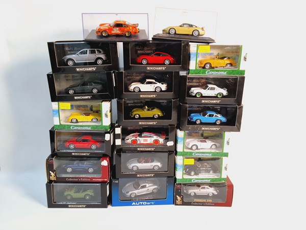 Lot 1249 - TOY CARS