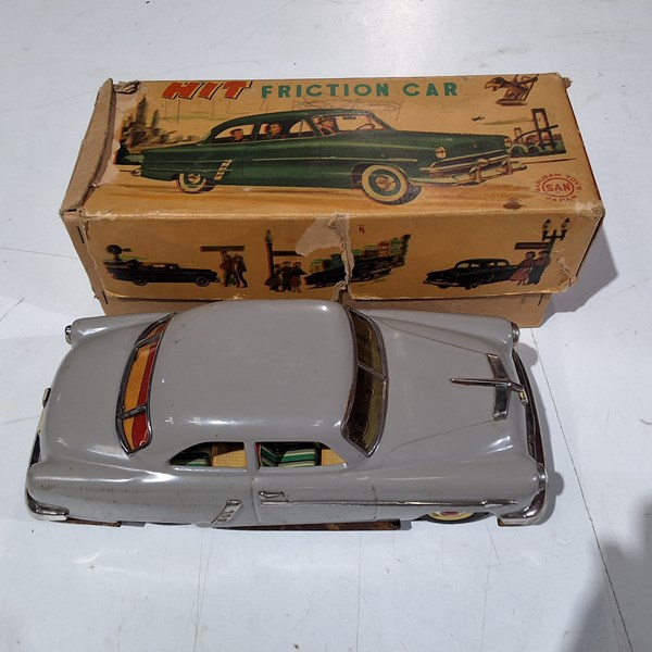 Lot 1256 - TIN PLATE CAR