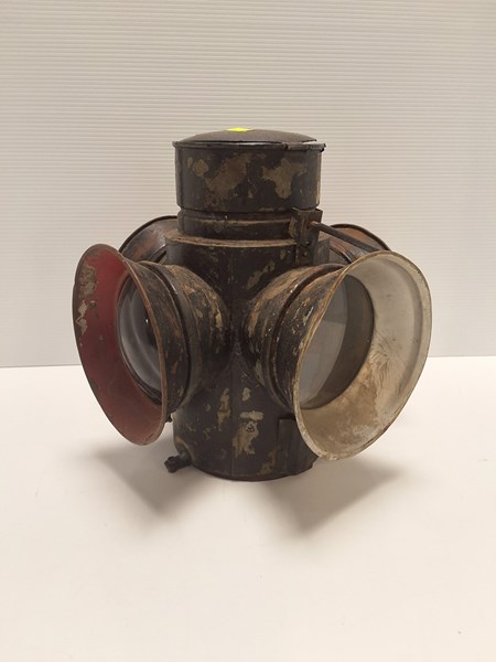 Lot 1372 - RAIL LAMP