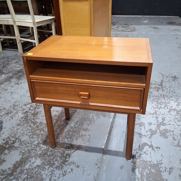 Lot 74 - BEDSIDE TABLE