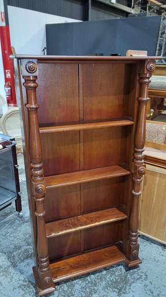 Lot 45 - BOOKSHELF