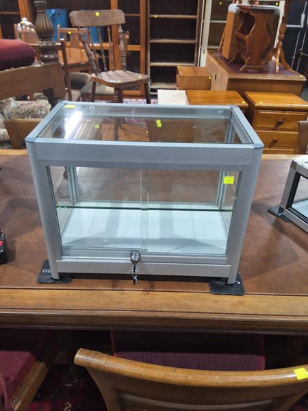 Lot 85 - RETAIL COUNTER CABINET