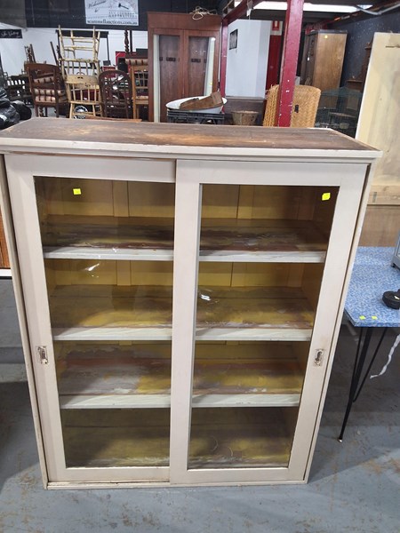 Lot 55 - DISPLAY CABINET