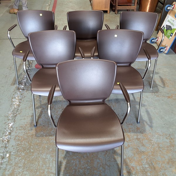 Lot 9 - CHAIRS