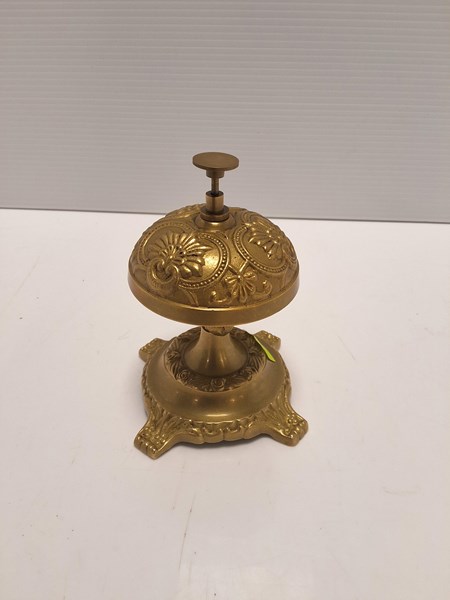 Lot 1153 - SHOP BELL