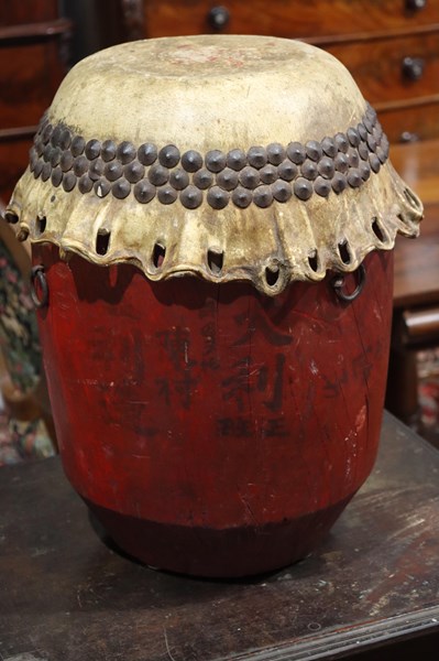 Lot 120 - CEREMONIAL CHINESE DRUM