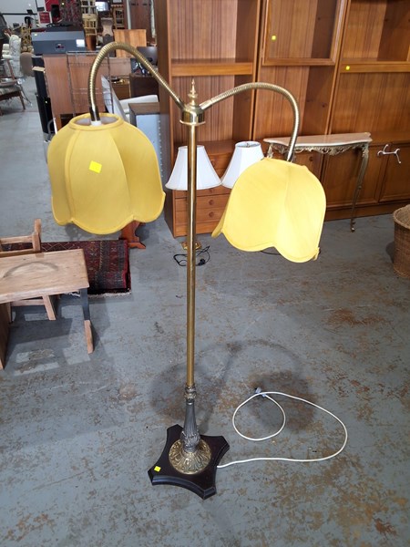 Lot 46 - STANDARD LAMP