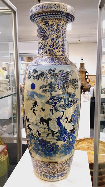 Lot 1360 - FLOOR VASE