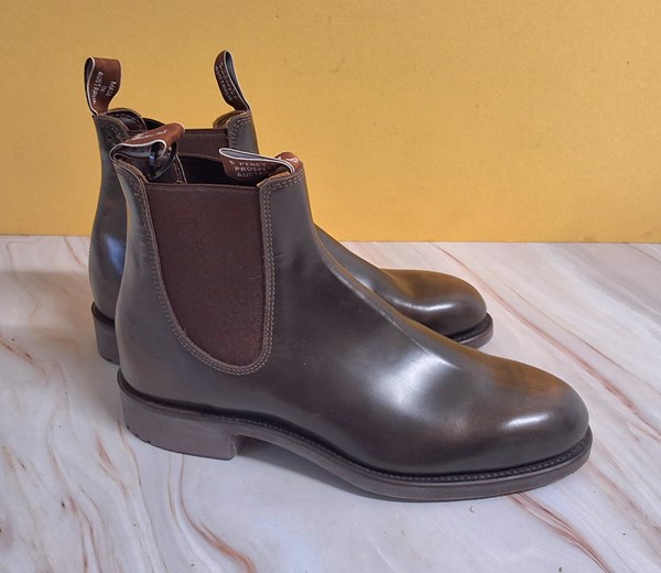 Lot 1301 - R.M. WILLIAMS BOOTS