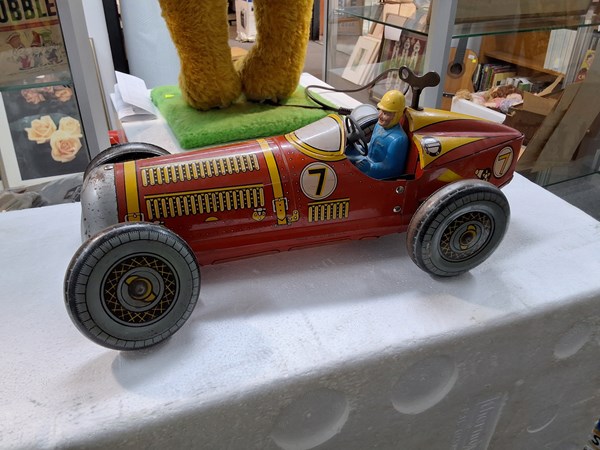 Lot 1111 - TIN CAR