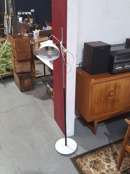 Lot 316 - STANDARD LAMP