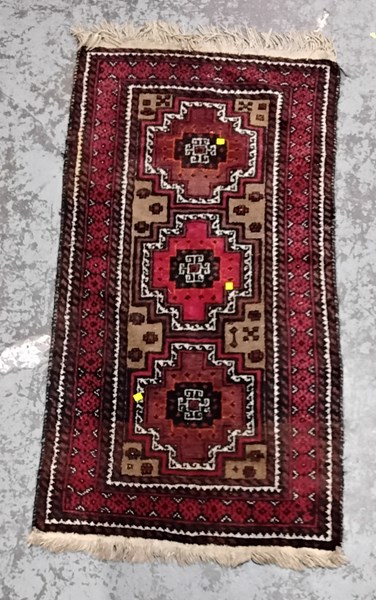 Lot 140 - RUG