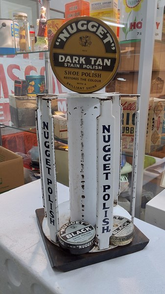 Lot 1102 - NUGGET SHOE POLISH DISPLAY