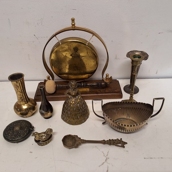 Lot 1363 - BRASSWARES