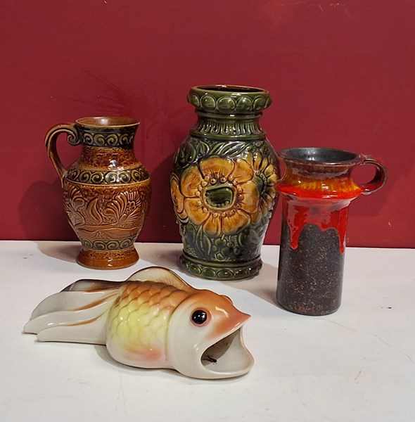 Lot 1365 - MIDCENTURY POTTERY