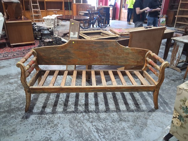 Lot 327 - MINERS COUCH