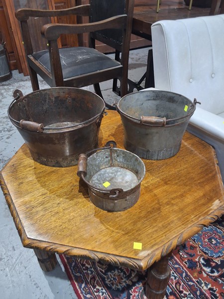 Lot 153 - BUCKETS