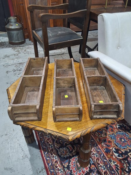 Lot 149 - PLANTERS