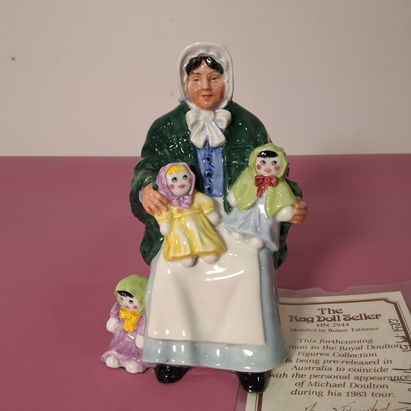 Lot 1156 - ROYAL DOULTON FIGURE