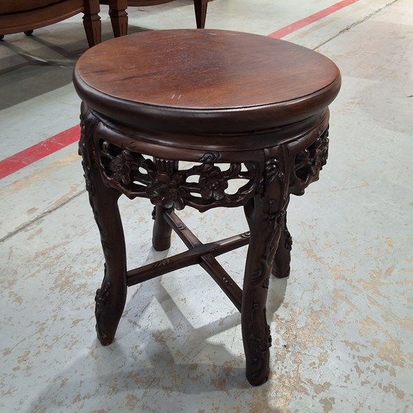 Lot 180 - SIDE TABLE