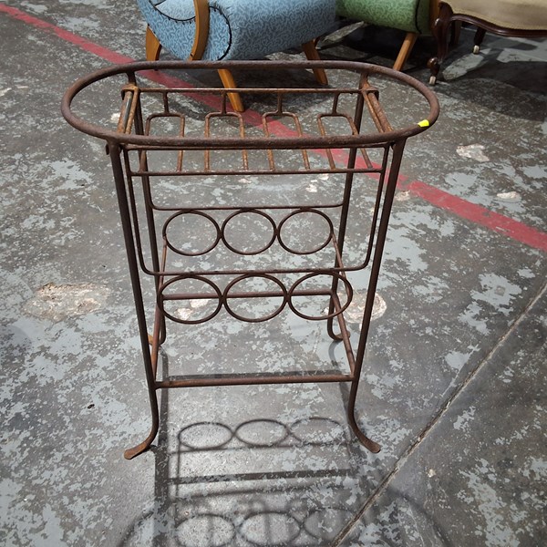 Lot 66 - WINE RACK