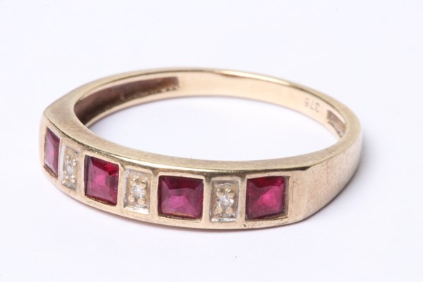 Lot 1028 - RING