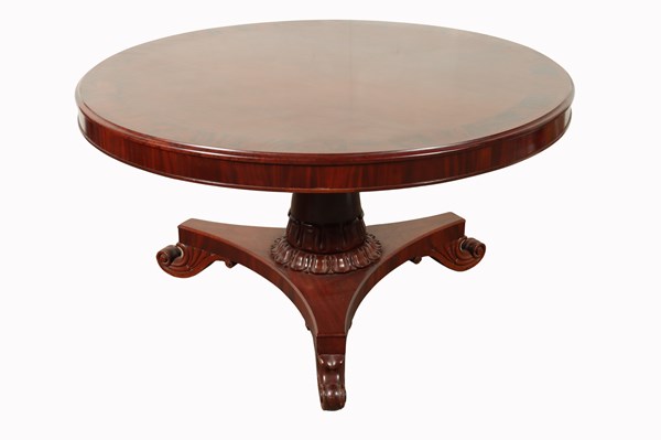 Lot 53 - WILLIAM IV DINING TABLE