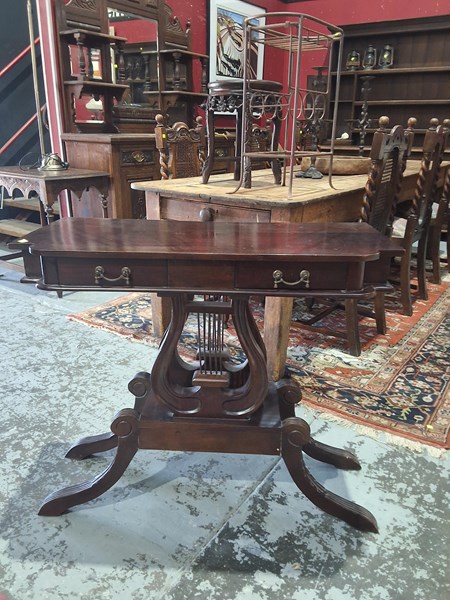 Lot 130 - HALL TABLE