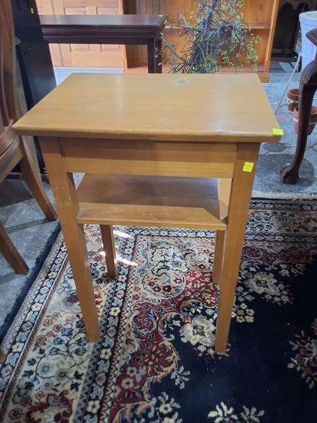 Lot 176 - SIDE TABLE