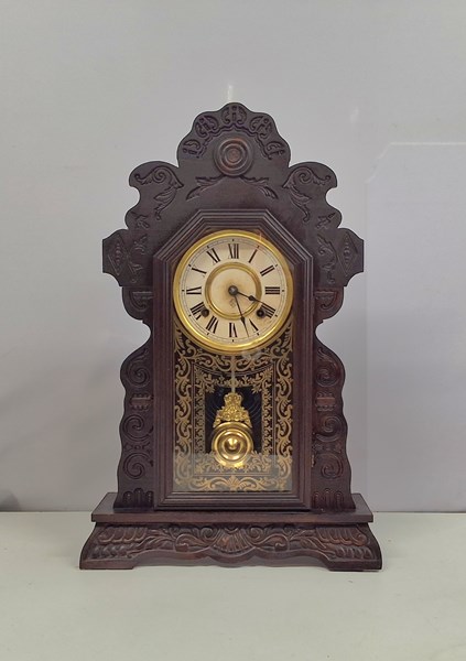 Lot 1241 - COTTAGE CLOCK