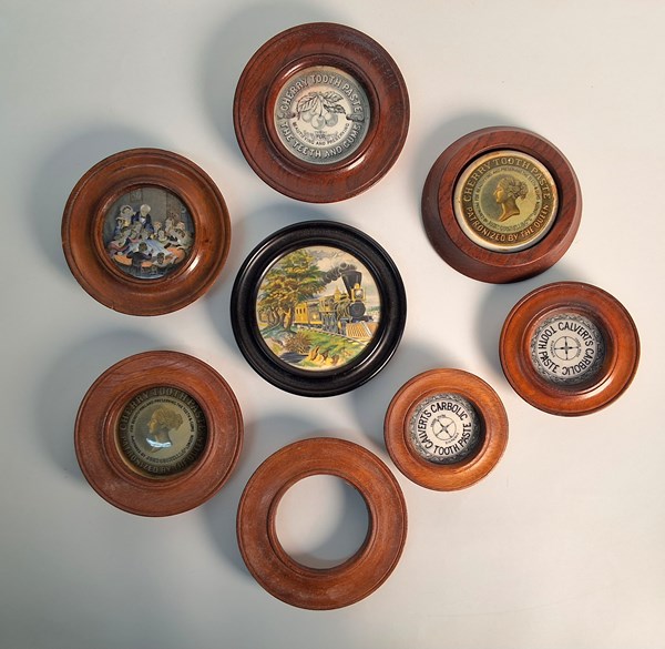 Lot 1273 - POT LIDS
