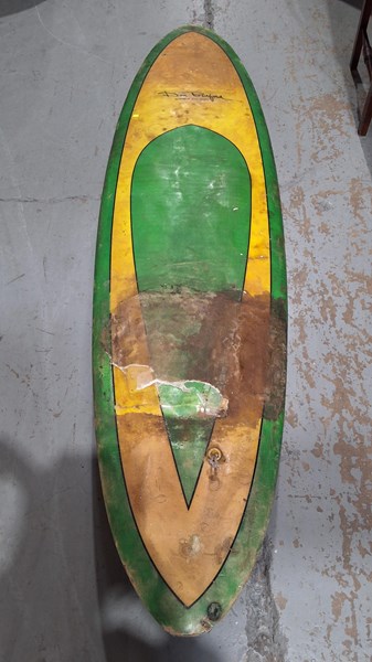 Lot 309 - SURFBOARD