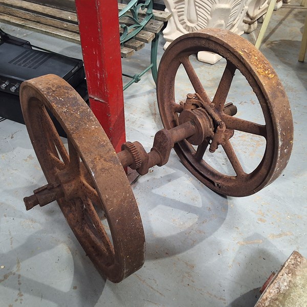 Lot 389 - STATIONARY MOTOR FLYWHEELS