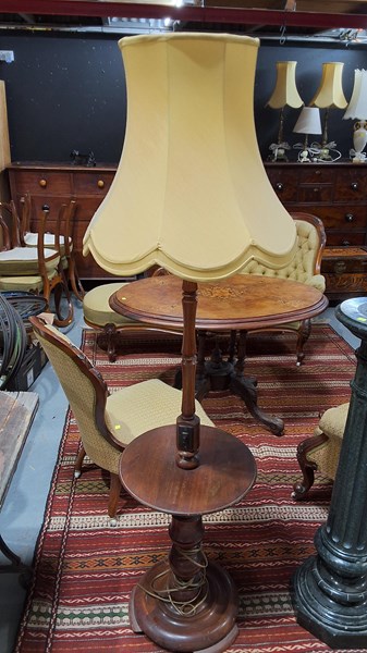 Lot 112 - STANDARD LAMP