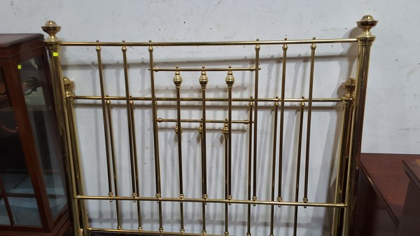 Lot 438 - BED FRAME