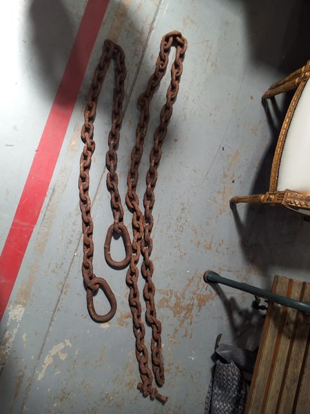 Lot 312 - AGRICULTURAL CHAIN