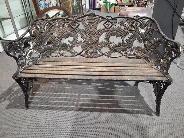 Lot 302 - GARDEN BENCH