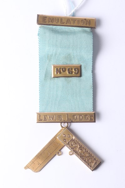 Lot 1038 - GOLD LODGE MEDAL