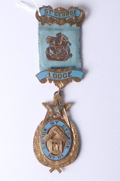 Lot 1029 - GOLD LODGE MEDAL