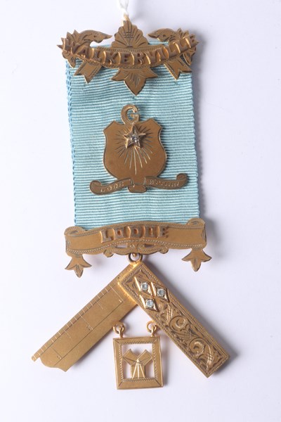 Lot 1035 - GOLD LODGE MEDAL