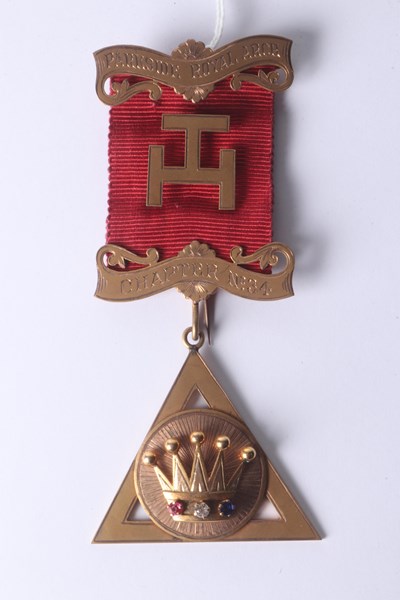 Lot 1025 - GOLD LODGE MEDAL