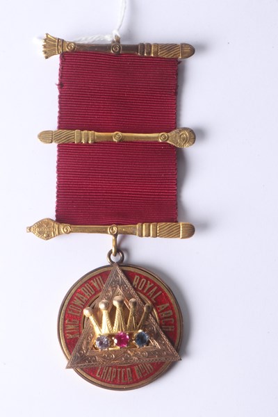 Lot 1028 - GOLD LODGE MEDAL