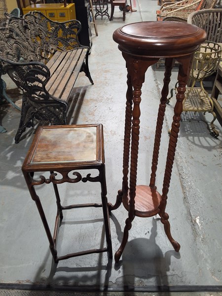 Lot 208 - PEDESTALS