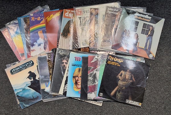 Lot 1207 - ROCK & POP LPS