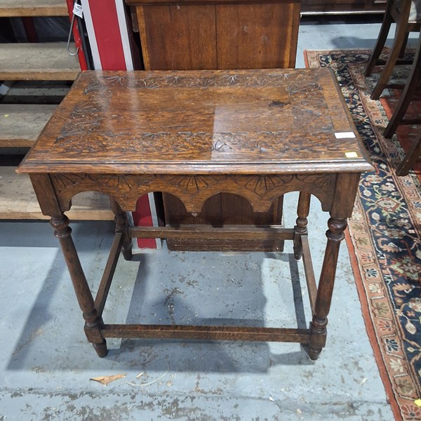 Lot 65 - OCCASIONAL TABLE