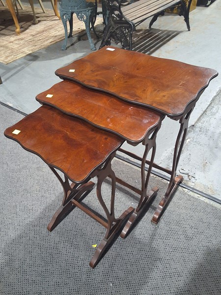 Lot 297 - NEST OF TABLES