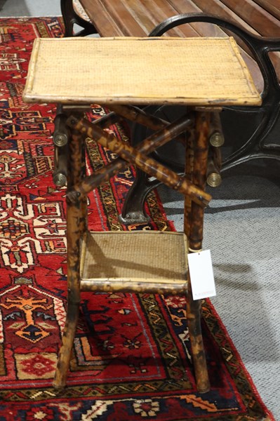 Lot 128 - LAMP TABLE