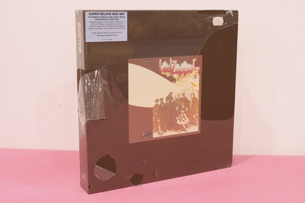 Lot 1199 - LED ZEPPELIN II SUPER DELUXE BOX SET