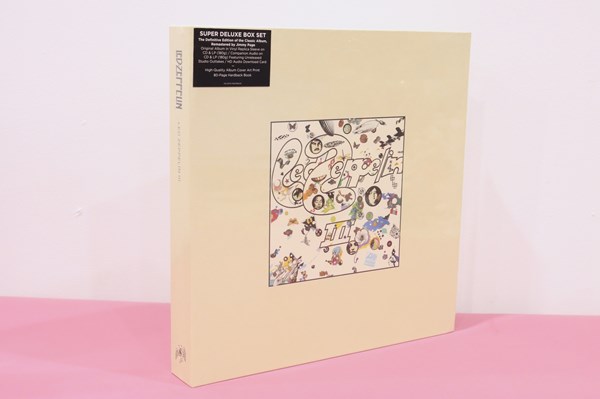 Lot 1198 - LED ZEPPELIN III SUPER DELUXE BOX SET